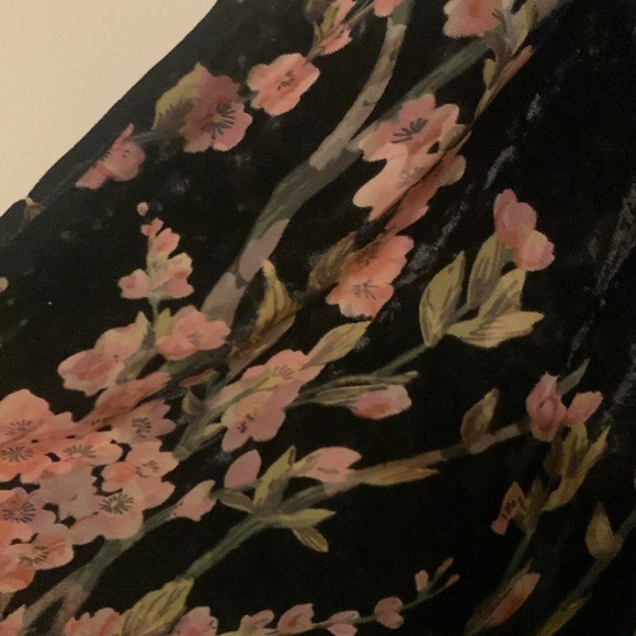 ❣️Still Available❣️ Anthropologie floral velvet burnout dress - Picture 9 of 11